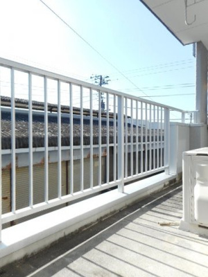 【バルコニー】 | ニューマリッチ大笹
