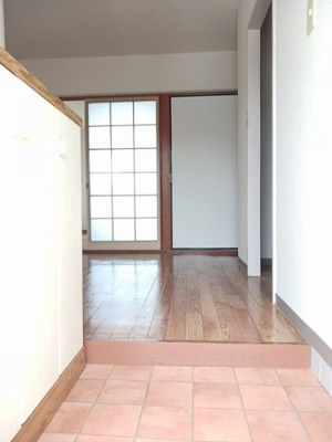 【玄関】 | ピースファルハイツ