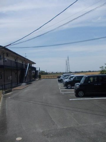 スカイハイツの駐車場