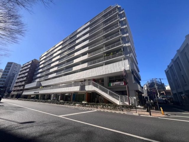 西東京市谷戸町３丁目の中古マンションの外観