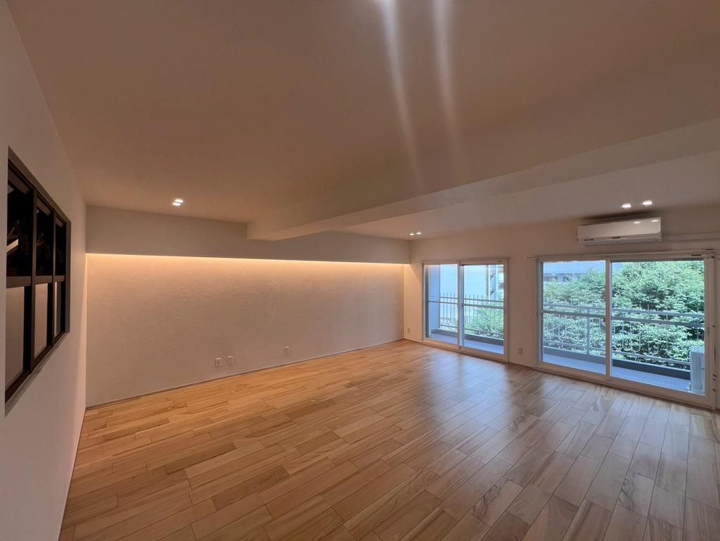 西東京市谷戸町３丁目の中古マンションの居間・リビング