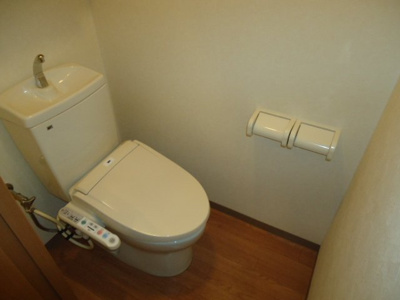 【トイレ】 | アメニティ徳力 | シャワー付トイレ