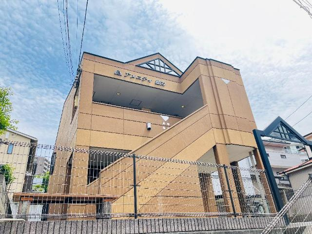 【エントランス】 | アメニティ徳力 | ◆初期費用最安値コミット！「もっとお得に賃貸」を叶えます♪
◆見積もりのセカンドオピニオンも開催中♪検討中の物件もお気軽に相談下さい。
※既にお申込み済みの場合はご遠慮下さい。
