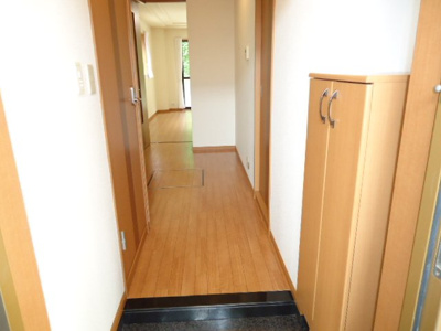 【玄関】 | アメニティ徳力 | 玄関