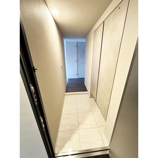 ブランシエスタ浅草雷門の玄関