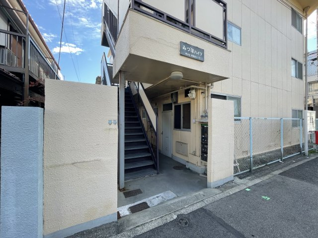 みづほハイツのエントランス