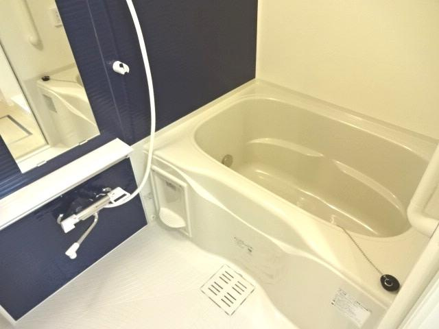 【浴室】 | ソレイユ・ルヴァン赤坂 | 日々の疲れを癒すお風呂付です