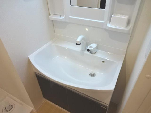 【洗面所】 | ソレイユ・ルヴァン赤坂 | 洗髪洗面化粧台