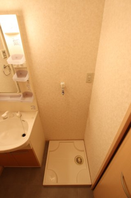 【設備】 | リヴェール日置 | 室内洗濯機置場