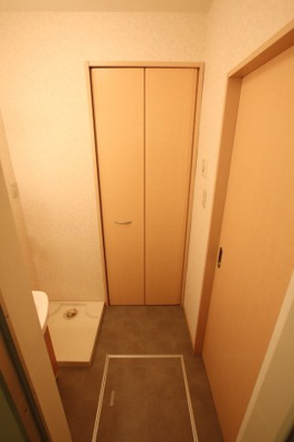 【洗面所】 | リヴェール日置