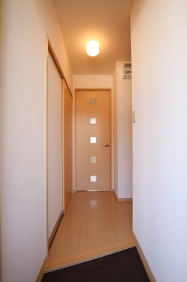 【玄関】 | リヴェール日置