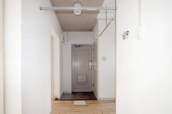 三木市志染町西自由が丘２丁目の賃貸マンションの玄関|ビレッジハウスの同一物件・同一タイプの間取りの写真です
