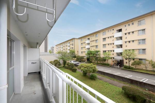 ビレッジハウス志染11号棟のバルコニー|ビレッジハウスの同一物件・同一タイプの間取りの写真です