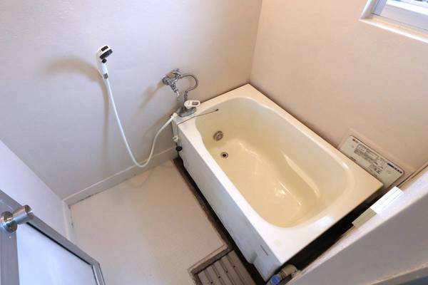 ビレッジハウス志染11号棟の浴室|ビレッジハウスの同一物件・同一タイプの間取りの写真です