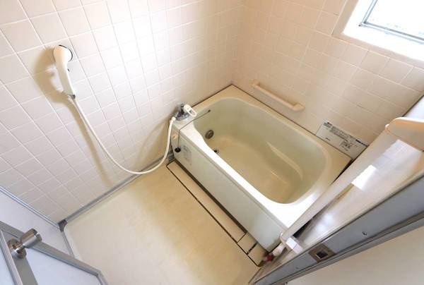 ビレッジハウス志染12号棟の浴室|ビレッジハウスの同一物件・同一タイプの間取りの写真です