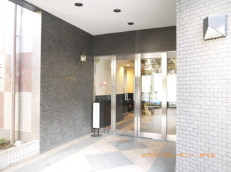 【エントランス】 | 清廉とされたエントランスになっています。