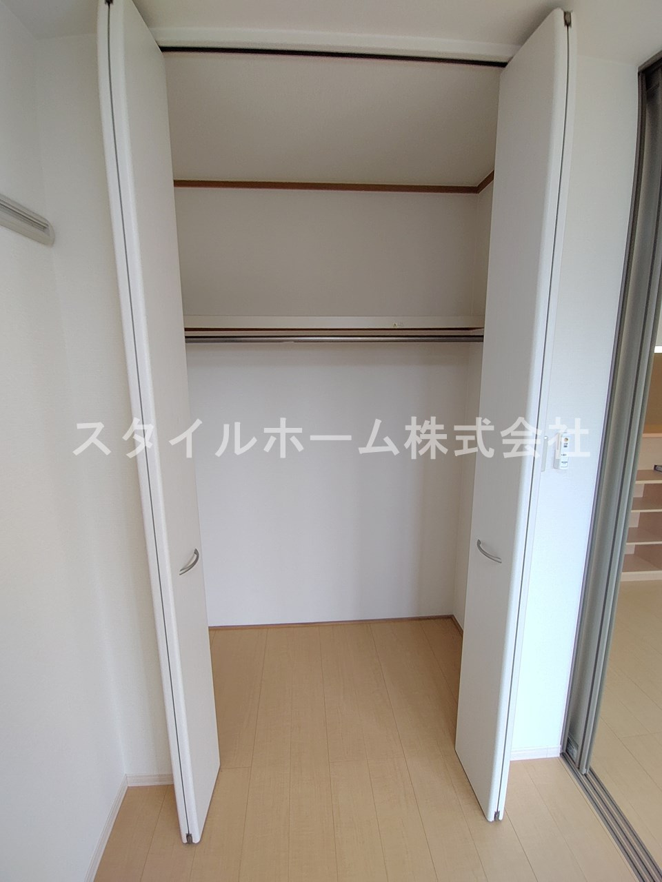 ヴィライン若宮の収納|別部屋写真です。