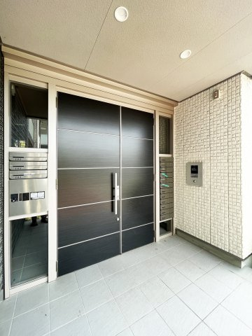 ベレオ城東のエントランス