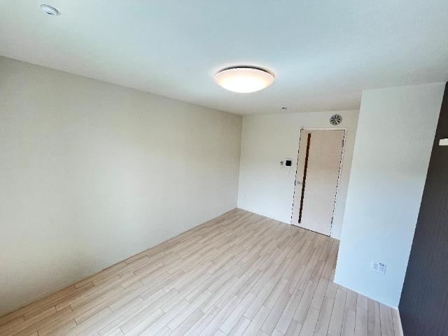 坂戸市関間4丁目アパート新築工事の内装|洋室（イメージ）