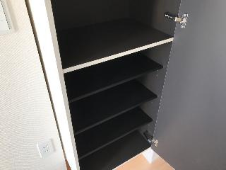 日高市上鹿山マンション新築工事の収納|下駄箱（イメージ）