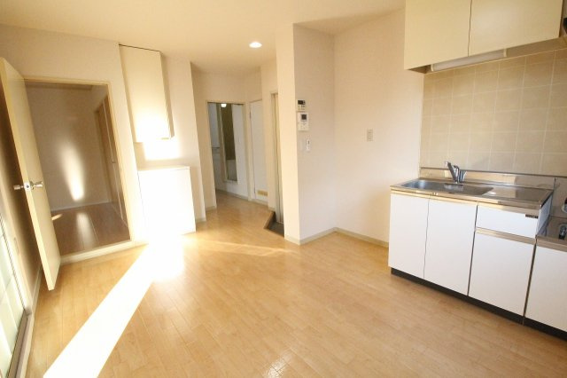 フレグランス山岡Cの玄関|落ち着いた玄関です