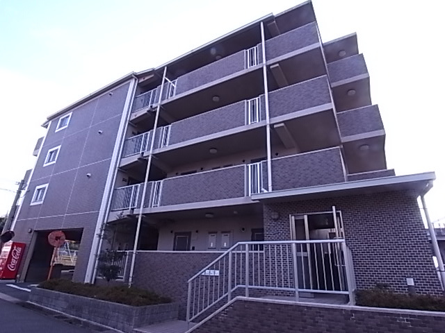 アートプラザ神戸西のエントランス