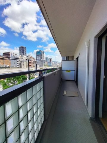 リーグレック元町のバルコニー
