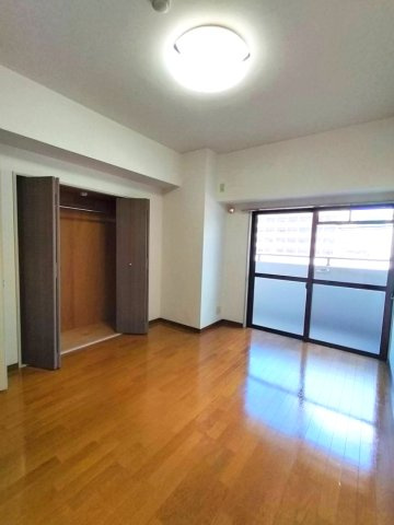 リーグレック元町の居間・リビング