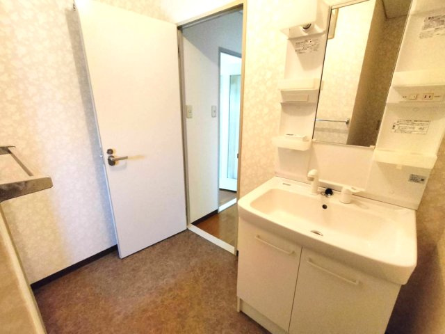 リーグレック元町の洗面所