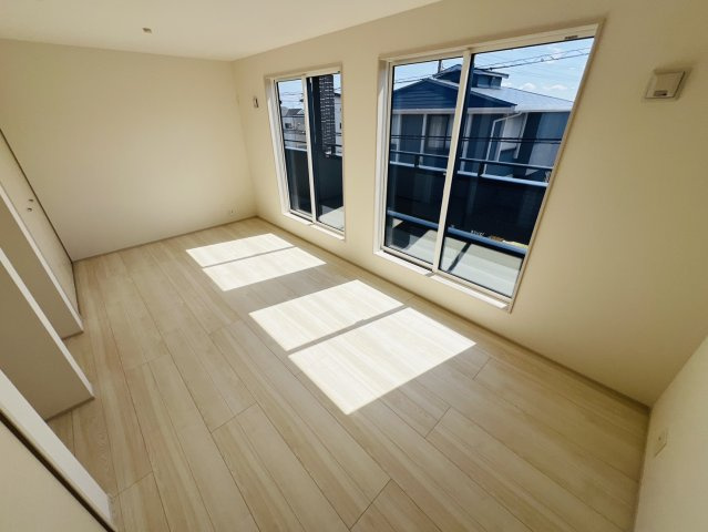 半田市上池町2丁目38-1『仲介手数料無料』新築戸建ての洋室