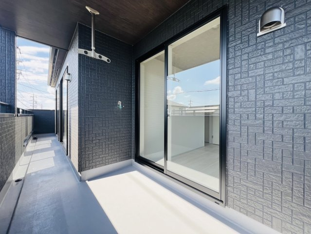 半田市上池町2丁目38-1『仲介手数料無料』新築戸建てのバルコニー