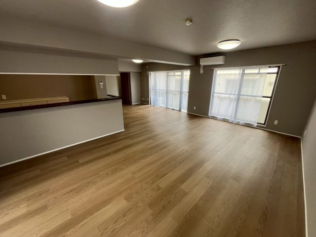 ドムスアシヤの居間・リビング