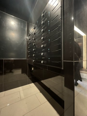 【エントランス】 | アジールコート板橋本町 | 建物の内部です