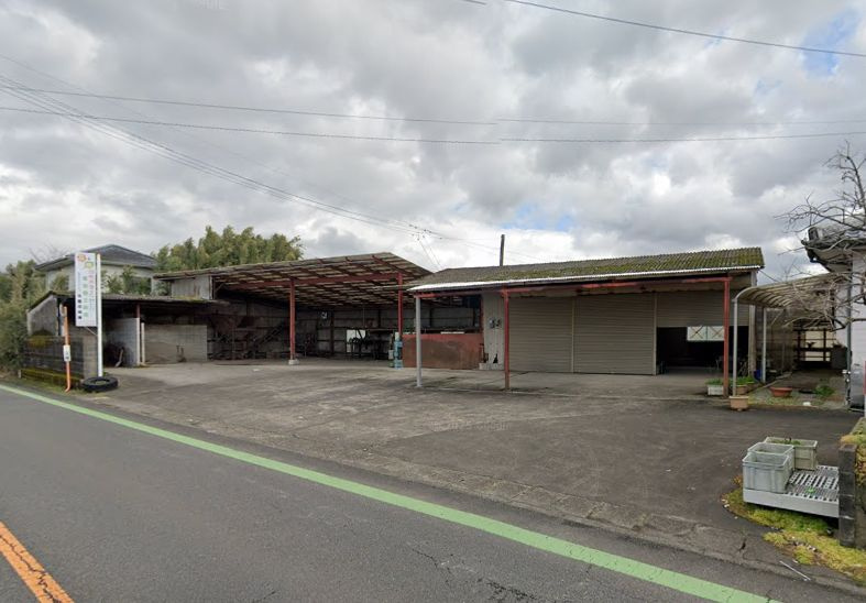 北諸県郡三股町大字蓼池の倉庫