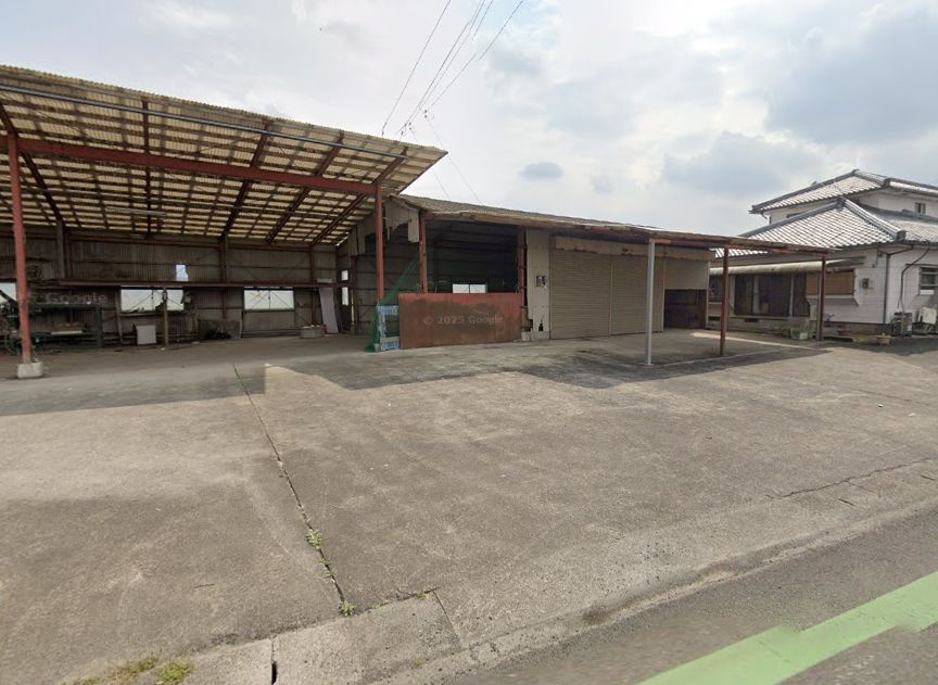 北諸県郡三股町大字蓼池の倉庫の外観