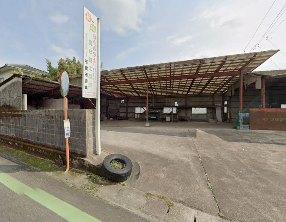 北諸県郡三股町大字蓼池の倉庫の外観