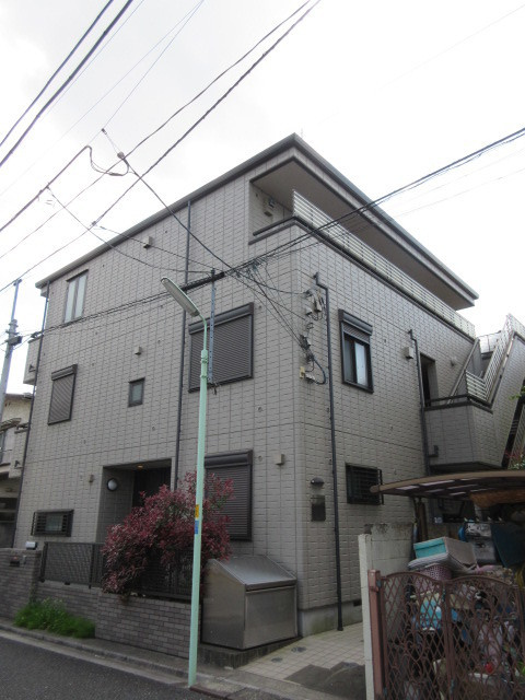 ツーエイトのエントランス|★建物敷地内ごみ置場★