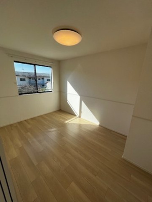 【内装】 | グランプレイス | 【グランプレイス】内装は落ち着いています