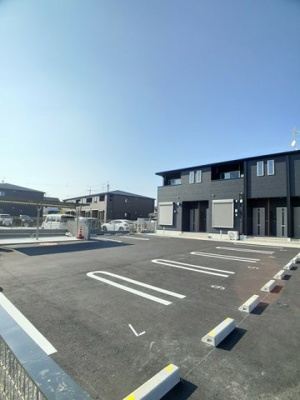 【駐車場】 | パラディ | カースペースがあります