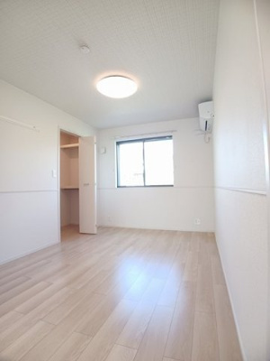 【内装】 | パラディ | きれいな内装です