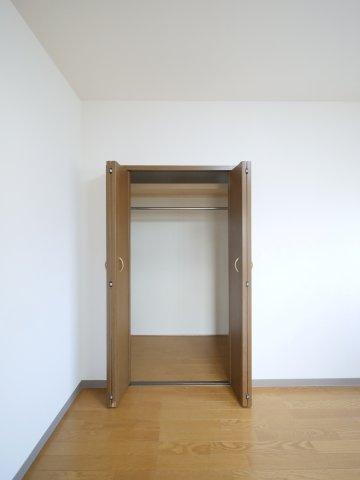 カーサソラーレの収納|※写真は別の部屋のものです。