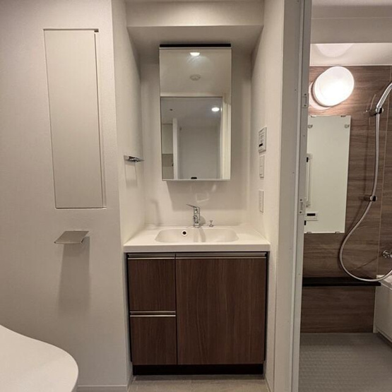 【洗面所】 | ※写真は同タイプ住戸です。 