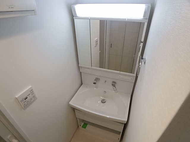 神戸市長田区東尻池町２丁目の賃貸マンションの洗面所