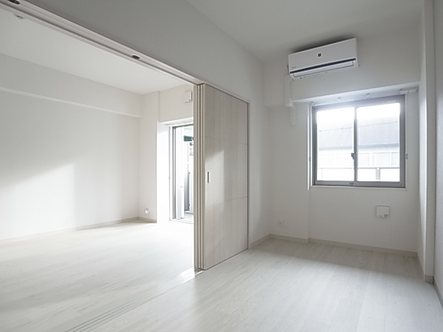 神戸市長田区東尻池町２丁目の賃貸マンションの内装|洋室