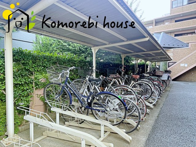 セザール大宮日進の駐車場|7/24　撮影済み