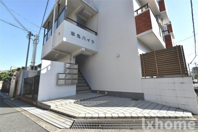 本丸ハイツのエントランス|清潔なエントランスです