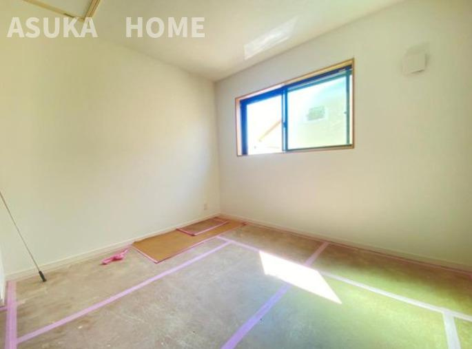 都筑区川和町 戸建ての洋室