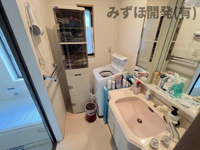 山形市中桜田1丁目3-29の洗面所