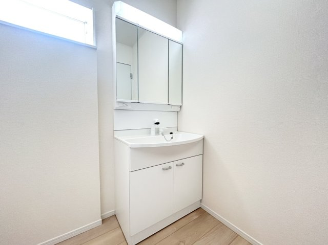 北九州市八幡西区小嶺台　第３の独立洗面台