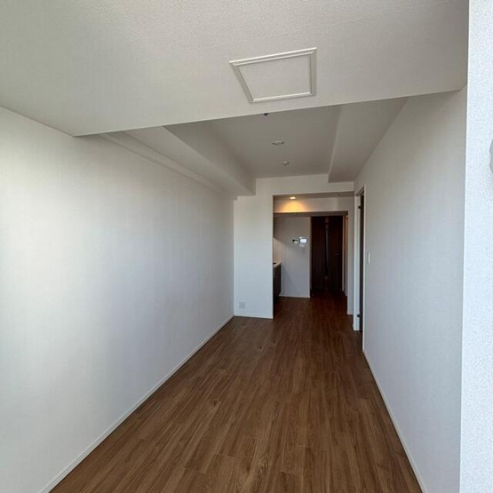 【内装】 | ※写真は同タイプ住戸です。 